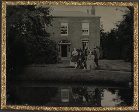 John Mercer English Country House, Family Group