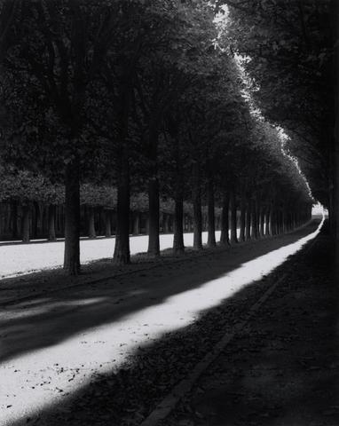 Michael Kenna Pathway, Sceaux, France