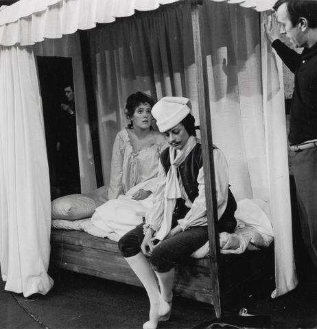 Lewis Morley Lynn Redgrave and Maggie Smith in 'The Recruiting Officer' by George Farquhar
