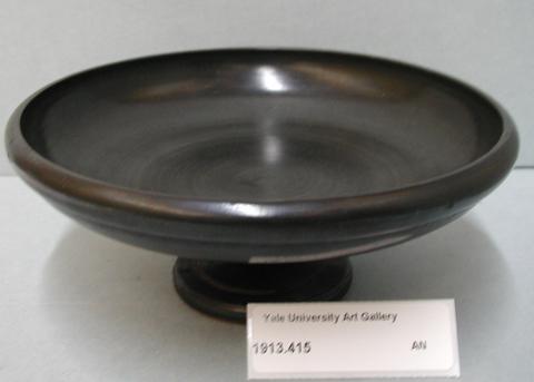 Unknown, Black-glazed kylix without handles, 5th century B.C.