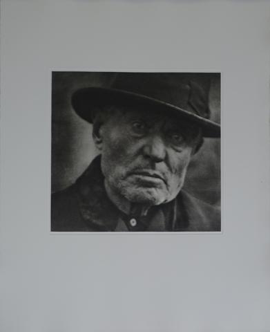 Paul Strand, Man, Five Points Square, from the portfolio Paul Strand: The Formative Years 1914–1917, 1916, printed 1973