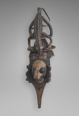 Mask Surmounted by a Lizard-like Animal (Kholuka), early 20th century