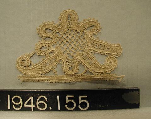 Unknown, Fragment of bobbin lace, ca. 1900