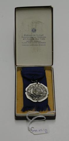 Dieges & Clust, Medal untitled, 1915