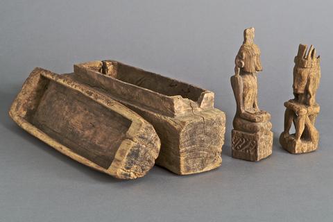 Box with Small Ancestor Figures, 18th–19th century