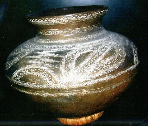 Vessel, late 19th–early 20th century