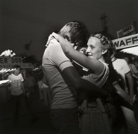 Larry Fink, Teen Couple, Allentown Fair, 1978, 1980