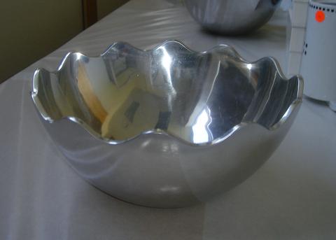 Stanley Tigerman, Three bowls, "Alternative Metal Series", 1996