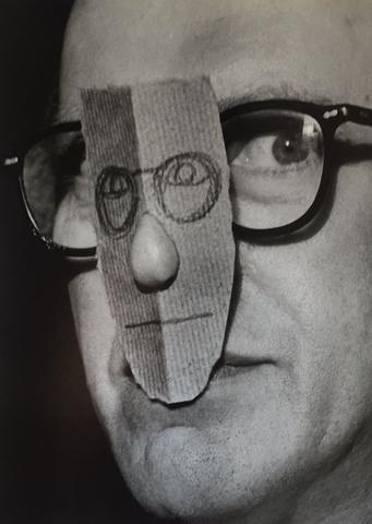 Inge Morath, Saul Steinberg with nose mask, 1966