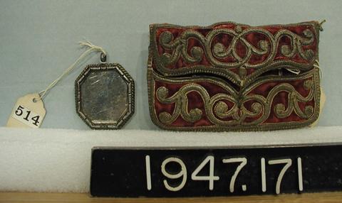 Unknown, Velvet purse and mirror, 17th–18th century