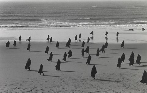 Shirin Neshat, Untitled (from the Rapture Series), 1999