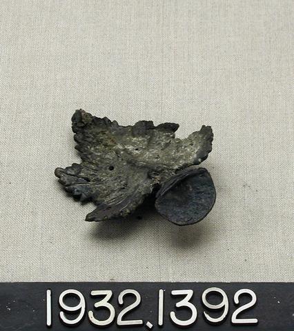 Unknown, Bronze heat shield in shape of leaf, ca. 323 B.C.–A.D. 256