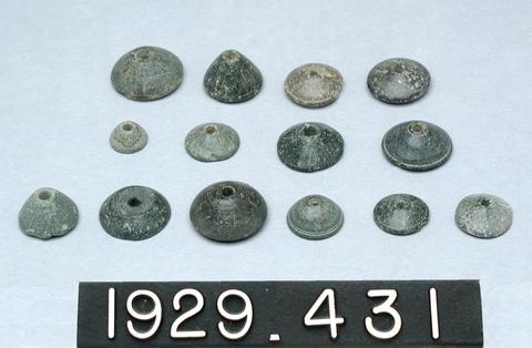 Unknown, Sixteen buttons and spindle whorls of different sizes, ca. A.D. 165–256