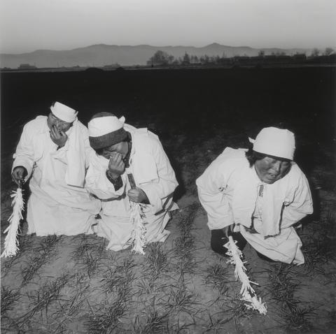 Liu Zheng, Three Women at a Country Funeral, Longxian, Shaanxl Province, 2000