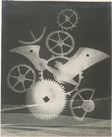 Man Ray (Emmanuel Radnitzky), Clock Wheels, 1925