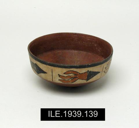 Unknown, Round-bottom bowl with squid design, 145–115 B.C.