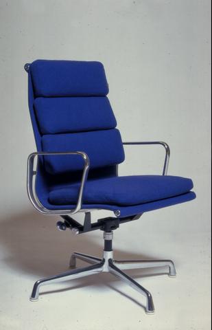 Charles Eames, Soft pad chair, designed 1969