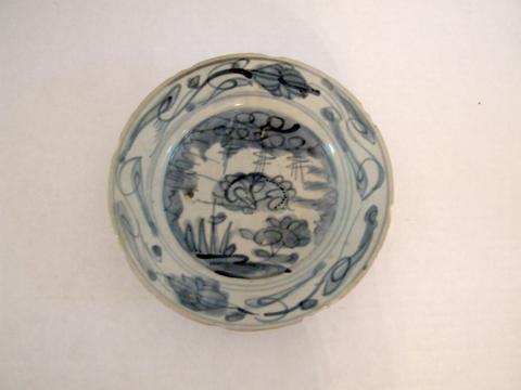Unknown, Bowl with Lotus Pond, 16th–17th century