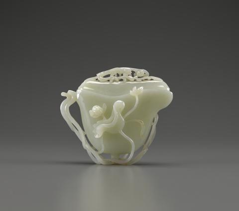 Unknown, Container in the Shape of a Lotus Pod, 18th century