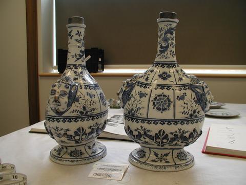Adriaen Kocks, Pair of Pilgrim Flasks, ca. 1690–95