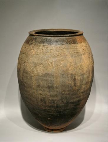 Vessel, early 20th century