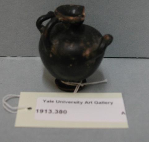 Unknown, Black glaze hydria, 5th or 4th century B.C.