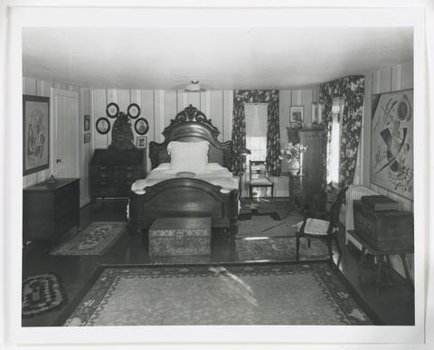 John Schiff, Interior view of Katherine S. Dreier's West Redding home, "The Haven" -- KSD's bedroom with Wassily Kandinsky and Georges Braque's Music [Phillips Collection], 1941