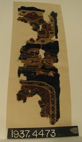Unknown, Fragment of dovetailed tapestry, 6th–8th century