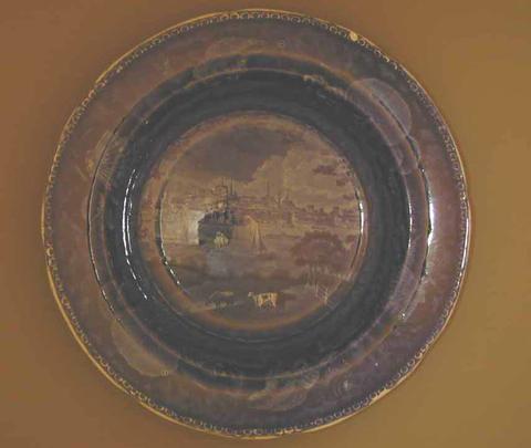 Enoch Wood and Sons, Soup plate with view of the City of Albany, New York, 1820–46
