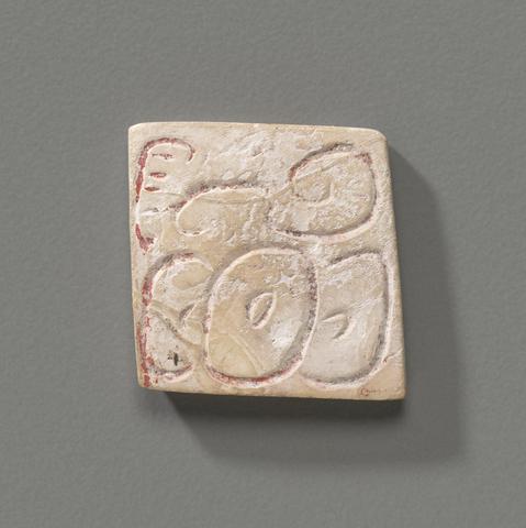 Unknown, Shell fragment with Mayan glyphs, A.D. 600–900