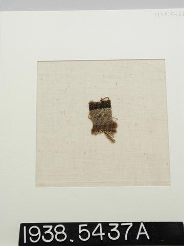 Unknown, Textile, fragment with shaded brown band, ca. 323 B.C.–A.D. 256