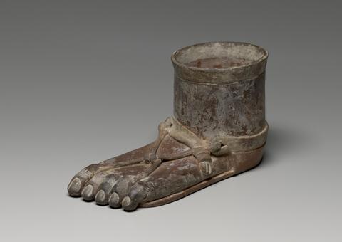 Unknown, Vessel in the Shape of a Left Foot, 1250–1521