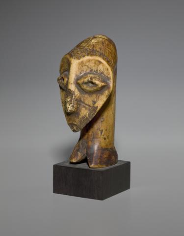 Head, late 19th–early 20th century