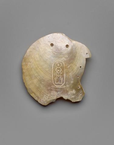 Unknown, Shell with cartouch of S'en Worset I, 1971–1926 B.C.