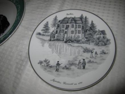 Royal Porcelain Manufacture Berlin, Plate with topographical view, Jagdschloss Grunewald um 1790, 20th century
