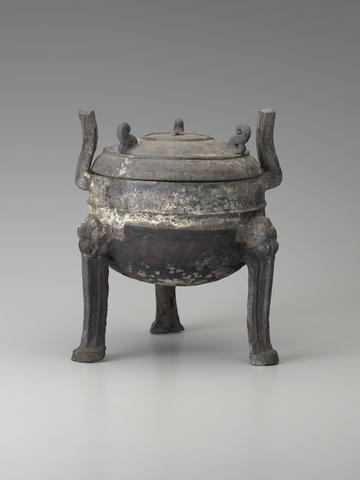 Unknown, Serving vessel (Ding), 5th–3rd century B.C.E.