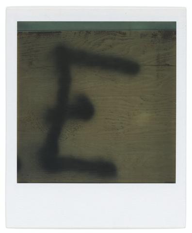 Walker Evans, Untitled [Detail of Sign: Spray-Painted "E"], 1973–74