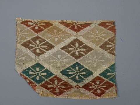 Unknown, Textile Fragment with a Diagonal Lattice, 1615–1868