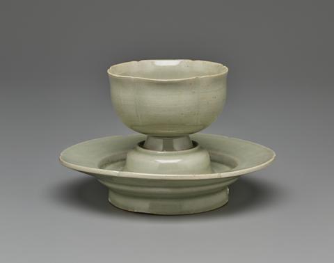 Unknown, Cup and Stand with Foliated Lip, 12th century