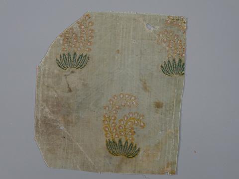 Unknown, Textile Fragment with Curving Sprays of Pink and White Flowers, 17th–18th century
