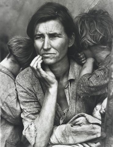 Dorothea Lange, Migrant Mother, 1936, printed 1980
