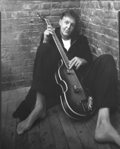 Mark Seliger, Portrait of Paul McCartney, 2001