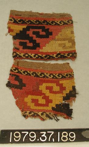 Unknown, Two textile fragments, 1000–1476
