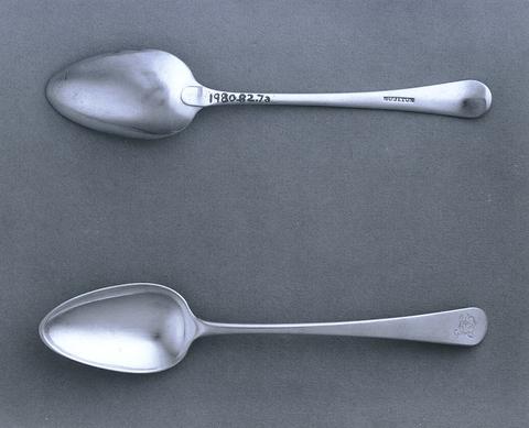 Ebenezer Moulton, Pair of dessert spoons, ca. 1800