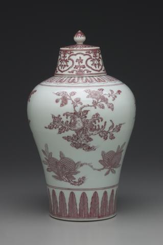 Unknown, Vase in Meiping Shape with Fruit Sprays, 18th century