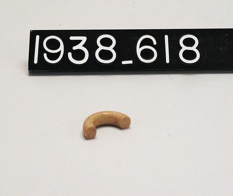 Unknown, Bone Ring Fragment and heavy bronze bracelet, ca. 323 B.C.–A.D. 256