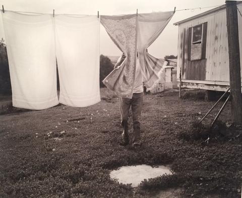 John Willis, Eugene checking the laundry, 2001