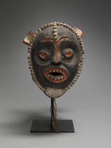 Helmet Mask, late 19th–early 20th century