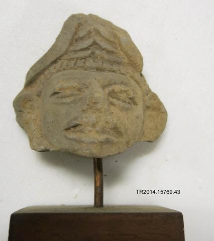 Unknown, figurine fragment, n.d.