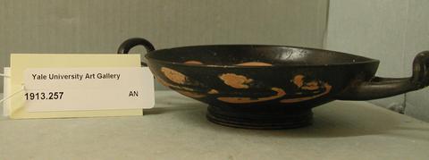 Unknown, Kylix, end of 5th century B.C.